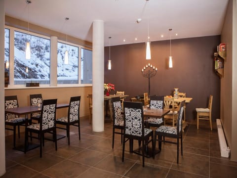 Lounge or bar, Banquet/Function facilities, Seating area, Dining area, Internal: Not applicable to any particular room