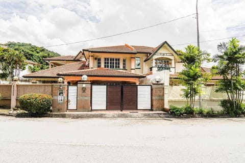 Facade/entrance, Neighbourhood, Street view