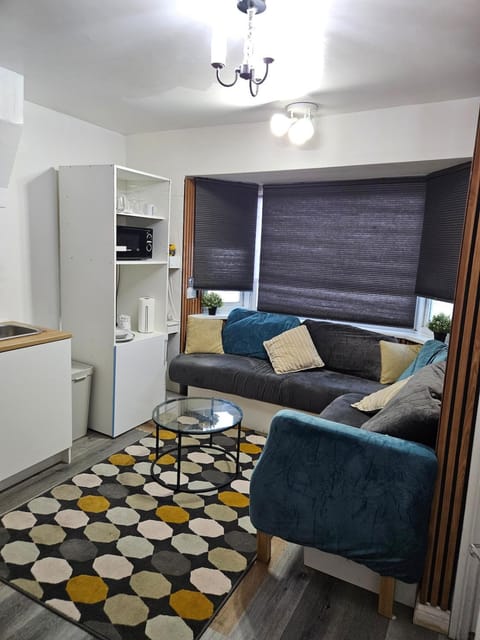 Femros Apartments, 15mins to city center. Apartment in Oldbury