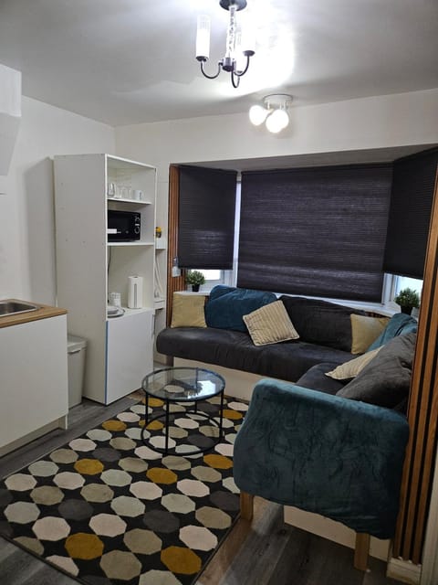 Femros Apartments, 15mins to city center. Apartment in Oldbury