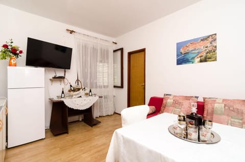 Guest House Kola Bed and Breakfast in Dubrovnik-Neretva County