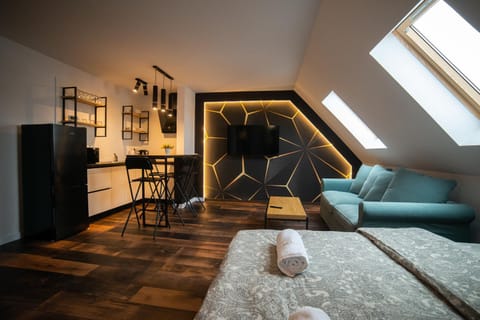 TV and multimedia, Kitchen or kitchenette, Living room, Photo of the whole room, Seating area, Dining area, minibar