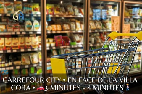 Supermarket/grocery shop