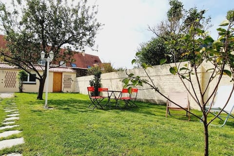 Natural landscape, Garden, Garden view