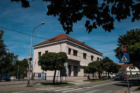 Property building, Day