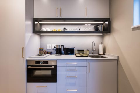 Coffee/tea facilities, Kitchen or kitchenette, minibar, pet friendly, toaster