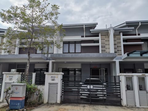 Property building, Balcony/Terrace