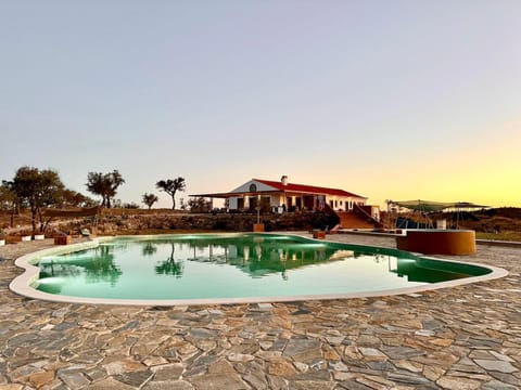 Day, Natural landscape, Pool view, Swimming pool, Swimming pool