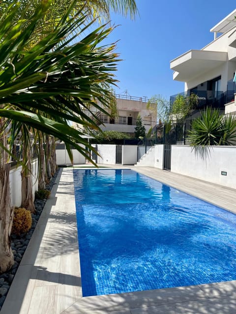 Property building, Swimming pool