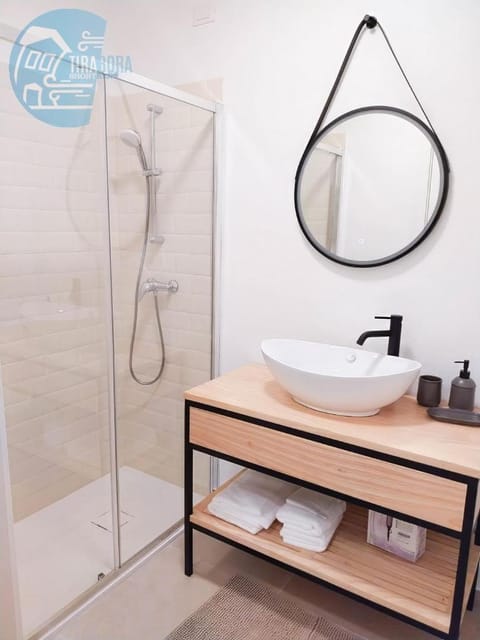 Economo B5 Tirabora Short Rent Apartment in Trieste