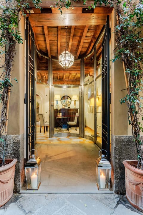 Facade/entrance, Lobby or reception