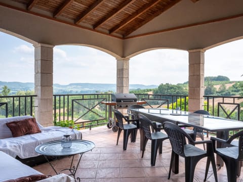 View (from property/room), Balcony/Terrace, Balcony/Terrace, Living room, Dining area