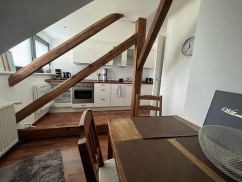 Kitchen or kitchenette, Dining area, dishwasher, pet friendly, stove, toaster