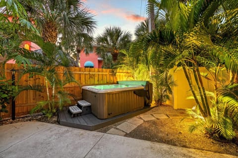 Villa Margarita - 314L House in Siesta Beach