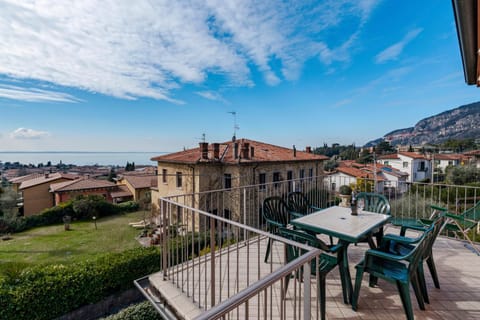 Property building, View (from property/room), Balcony/Terrace