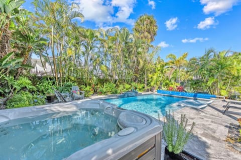Mermaids Oasis - 315 House in Saint Armands Key