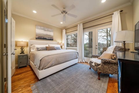 Moonlight Baydream House in Hot Springs