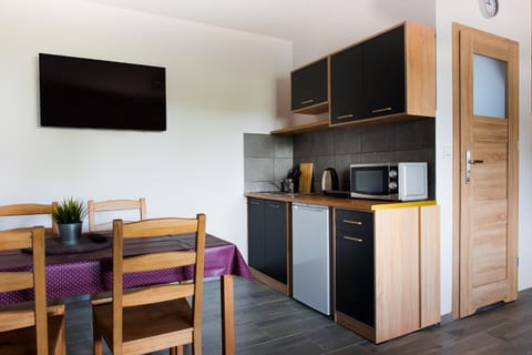 Dining area, pet friendly