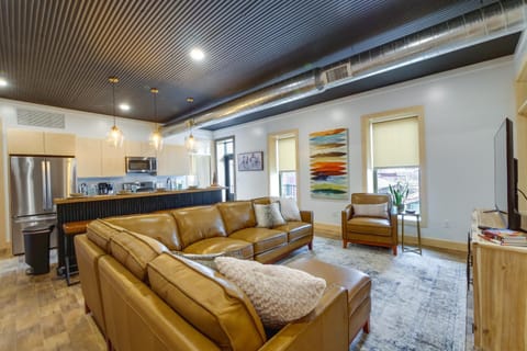 Downtown Millersburg Retreat with Sleek Interior! Apartment in Millersburg