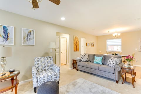 Cozy Oklahoma Retreat with Covered Patio and Gas Grill House in Oklahoma City