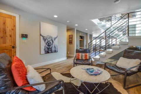 4BDR Downtown Home Walk to Chairlifts House in Park City