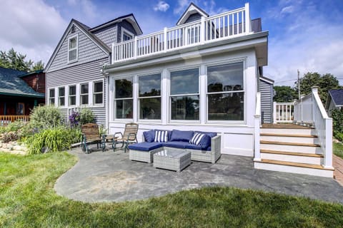 Patio, Balcony/Terrace, Seating area