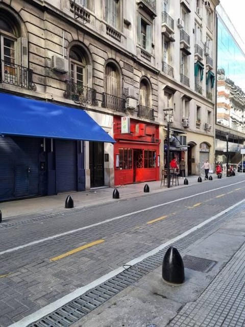Property building, Location
