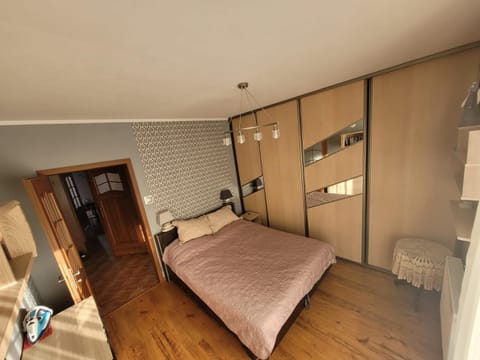 Bed, Bedroom, wardrobe