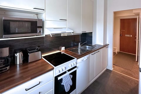 Coffee/tea facilities, Kitchen or kitchenette, dishwasher, minibar, pet friendly, toaster