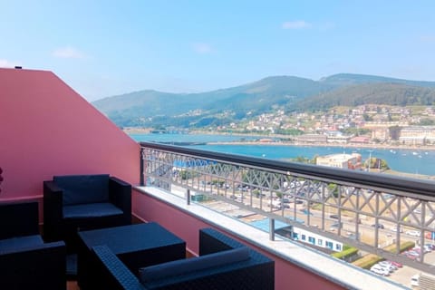 View (from property/room), Balcony/Terrace, Sea view