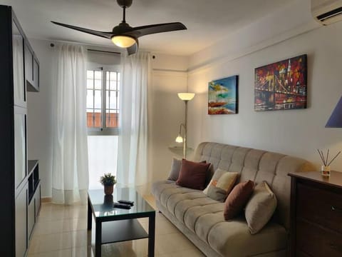 Apartamento céntrico en Fuengirola a 200 metros de la playa Apartment in Fuengirola