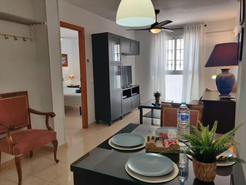 Apartamento céntrico en Fuengirola a 200 metros de la playa Apartment in Fuengirola