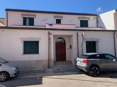 Property building, Parking