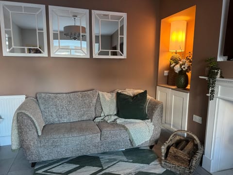 Altonhill Cottage - room only Bed and Breakfast in Nairn