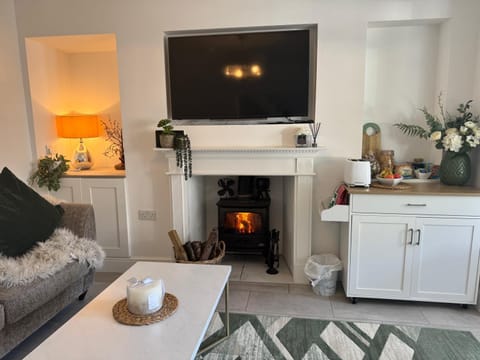 Altonhill Cottage - room only Bed and Breakfast in Nairn