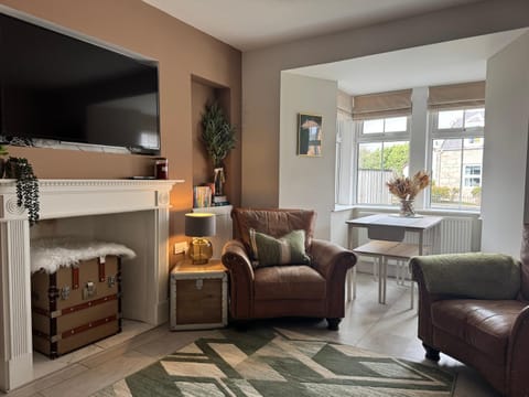 Altonhill Cottage - room only Bed and Breakfast in Nairn