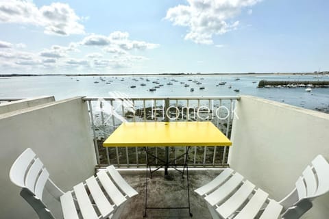 Pieds dans l'eau ! T2 Top Cosy Vue mer 180 Apartment in Brittany
