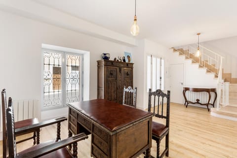 Property building, Living room