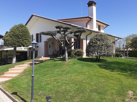 Property building, Garden