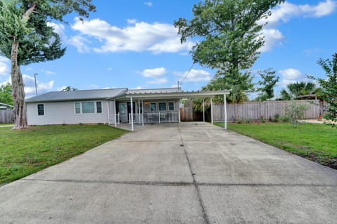Property building, Street view