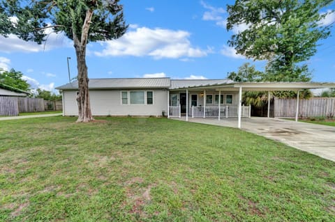 Property building, Garden view