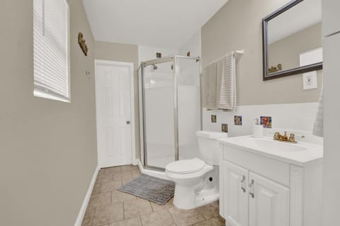 Luxe Guest Suite Near The Emerald Coast of PCB House in Lynn Haven