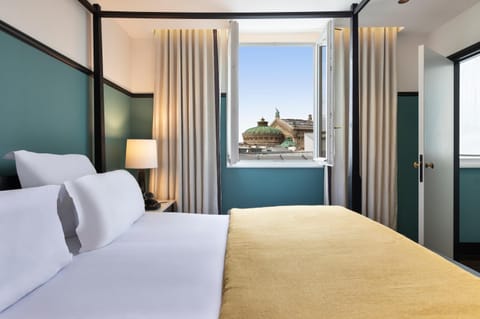 Bed, View (from property/room)