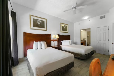 Scottsdale upgraded 1 bd 1 ba 2 Queen Beds Apartment in Paradise Valley