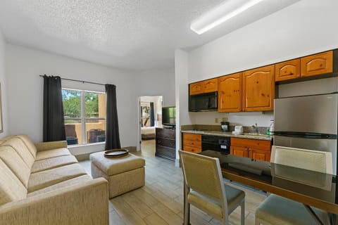Scottsdale upgraded 1 bd 1 ba 2 Queen Beds Apartment in Paradise Valley