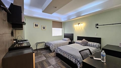 A02 Premium Suite BLACK PLUS Cocina Terraza Companies Work Teams 1-3 PAX Apartment in Hidalgo, Mexico