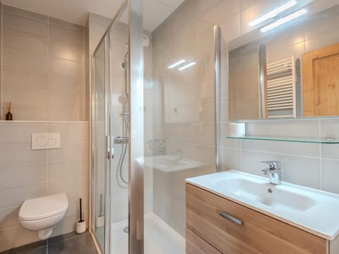 Appartement 3 pièces neuf proche centre avec WiFi - FR-1-754-45 Apartment in Les Gets