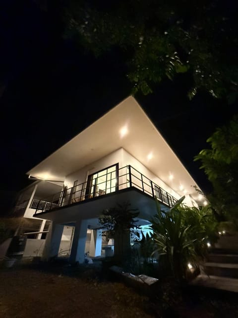 Sam Lanta Villa in Sala Dan