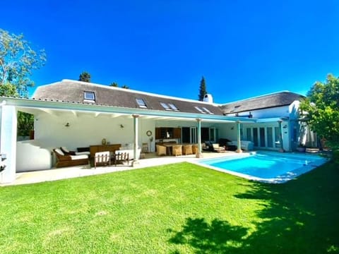 Garden, Swimming pool
