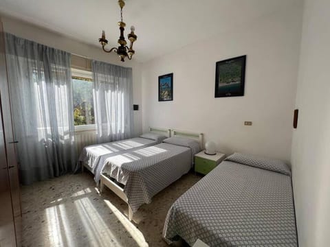 Cav 1 Holiday beach House in San Vincenzo